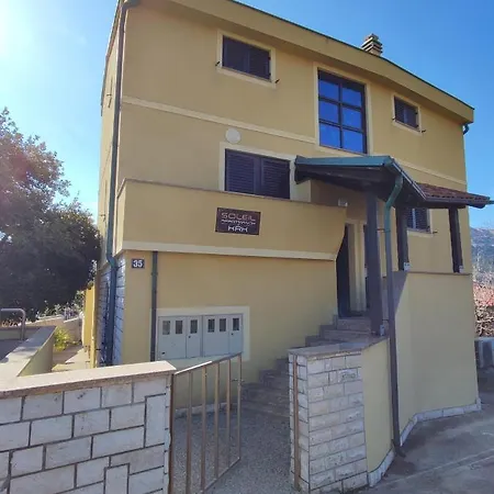 Soleil Daire Baška